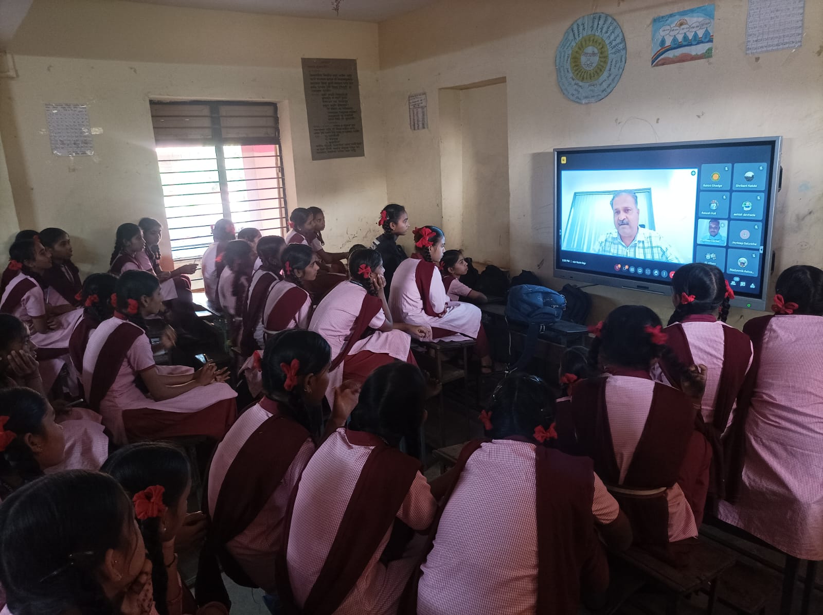Online webinar on animal husbandry