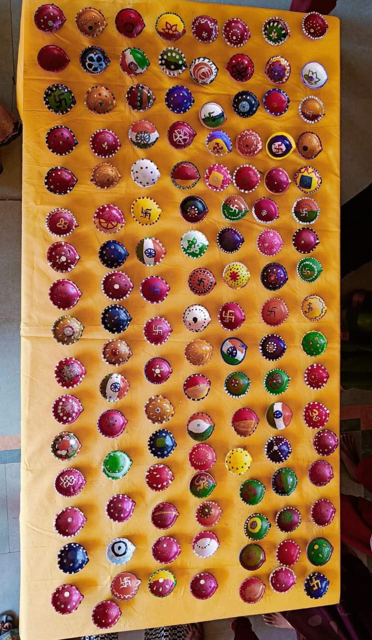 Diya (Panati) making activity