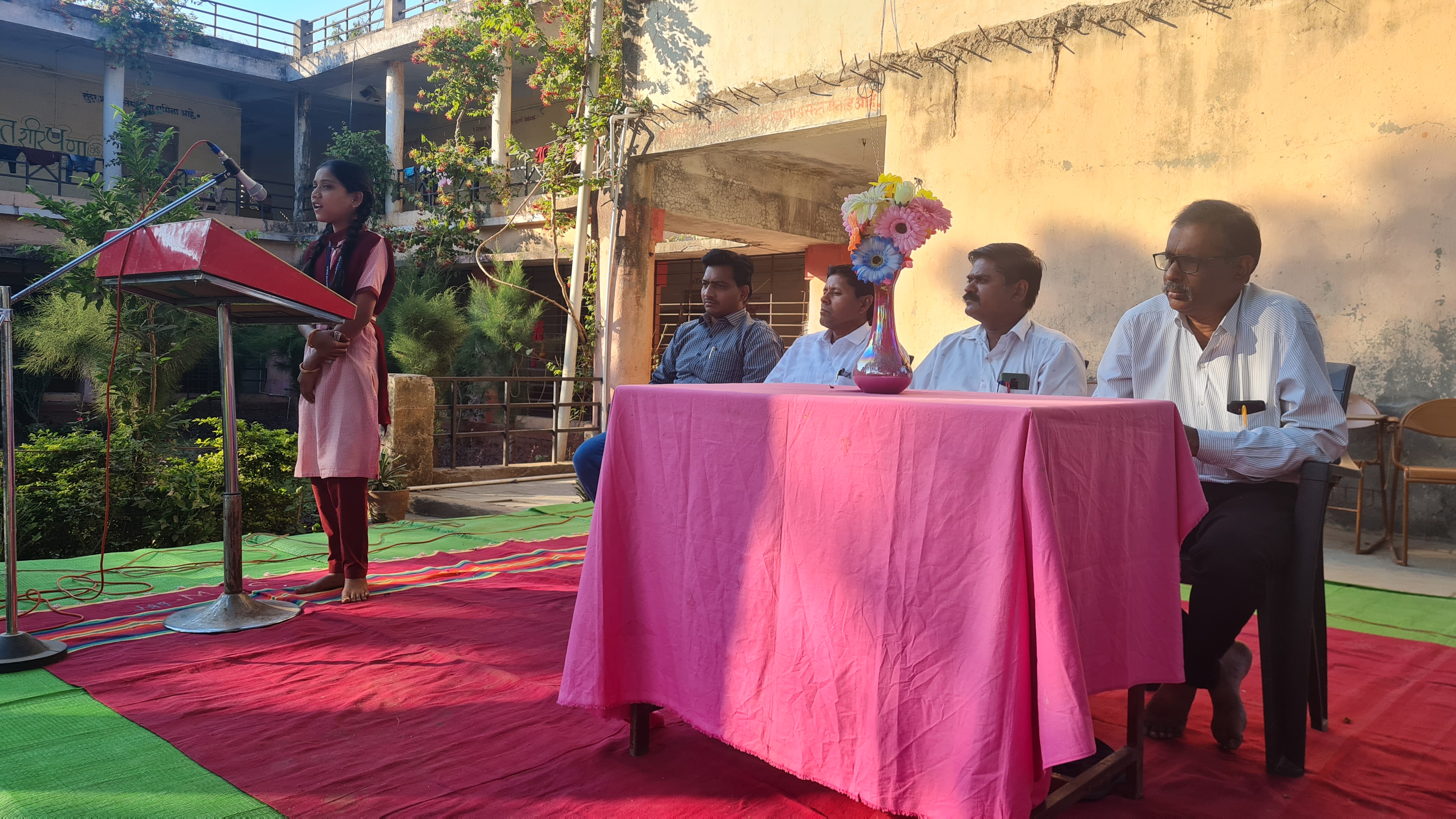 Elocution competition