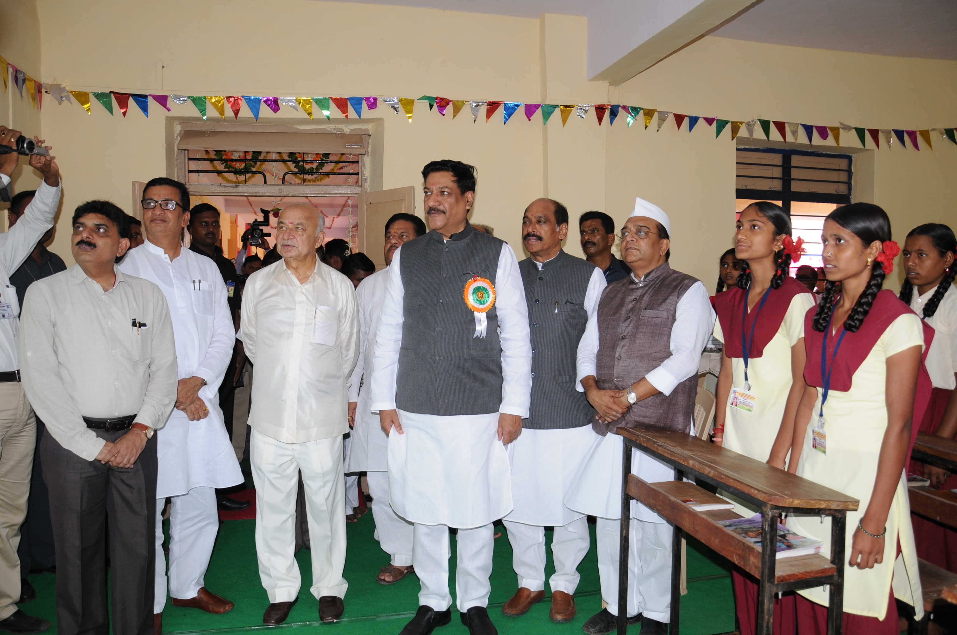 Hon. Shri Prithviraj Chavan (Chief Minister, Maharashtra) — School Building Inauguration Visit